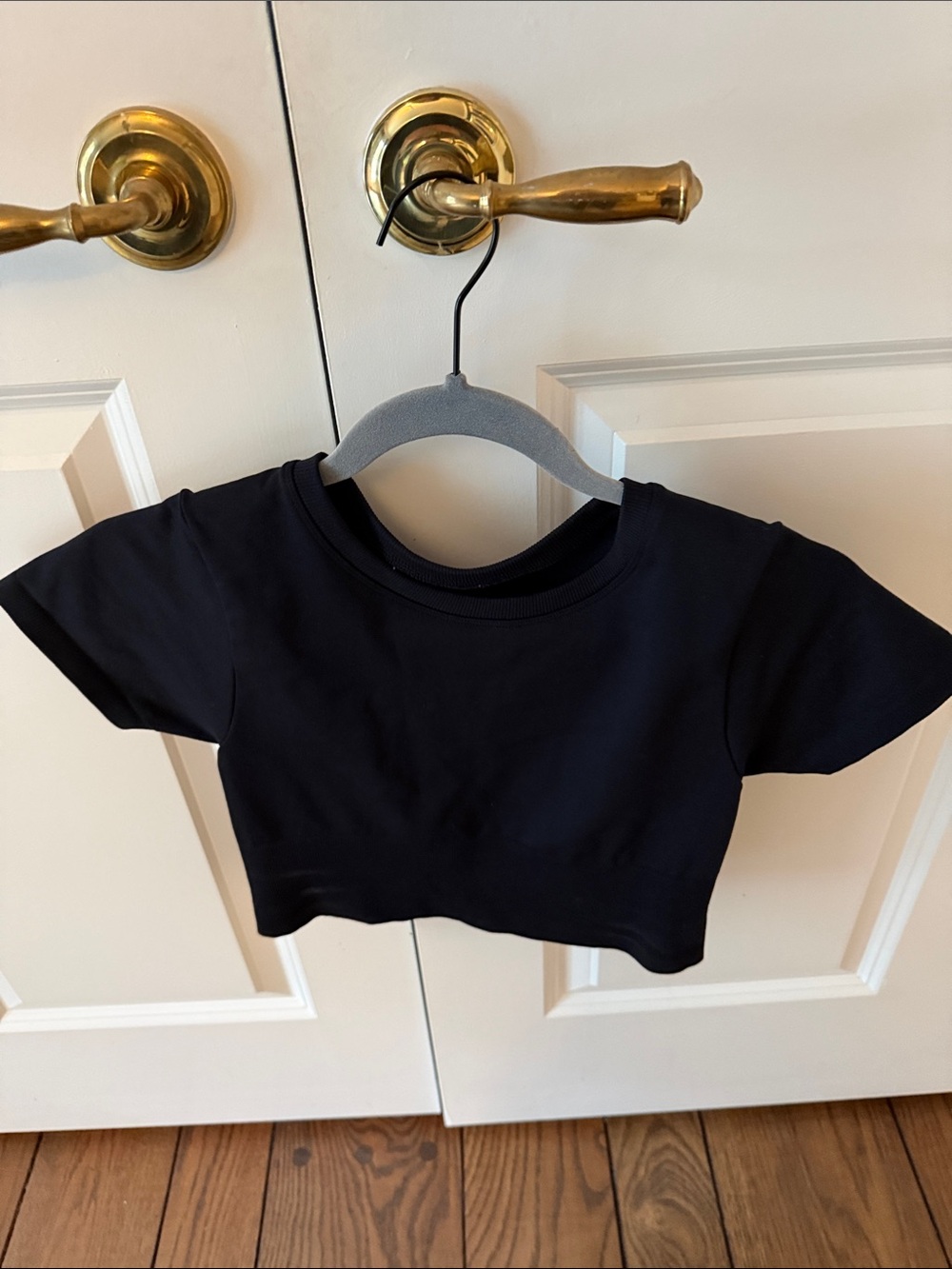 Offline cropped tee